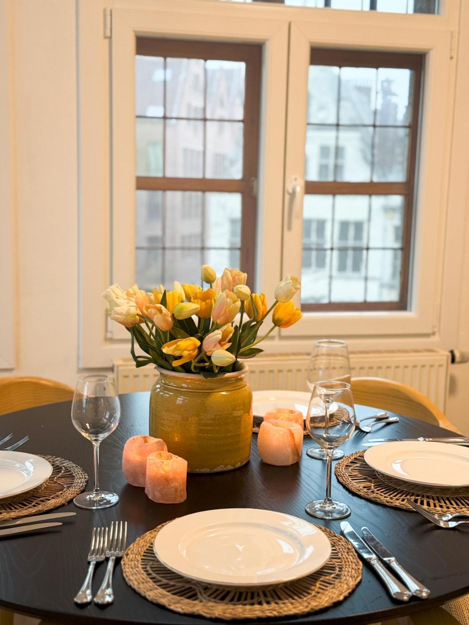 Le Faubourg Suites Antwerpia Zewnętrze zdjęcie