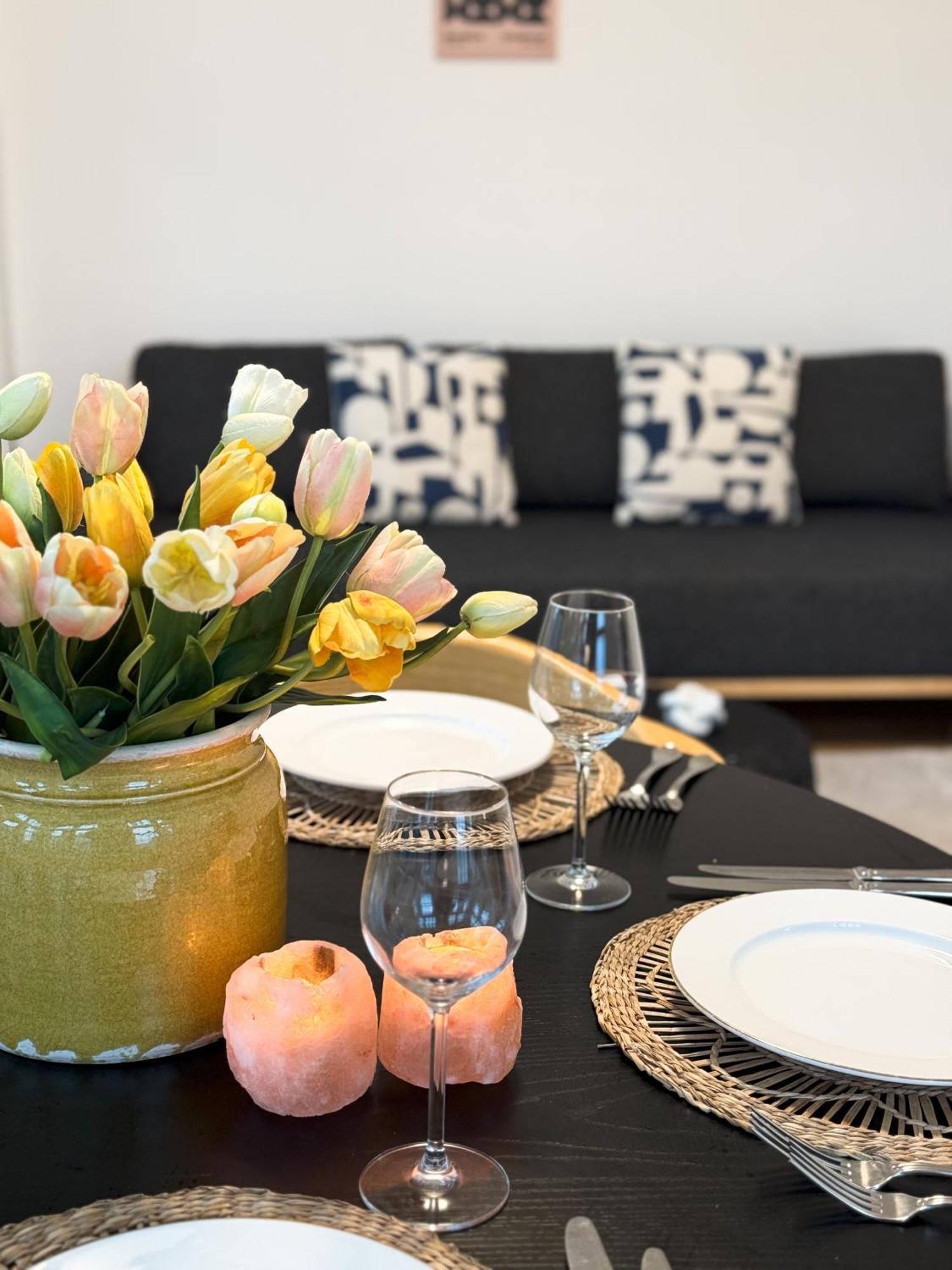 Le Faubourg Suites Antwerpia Zewnętrze zdjęcie